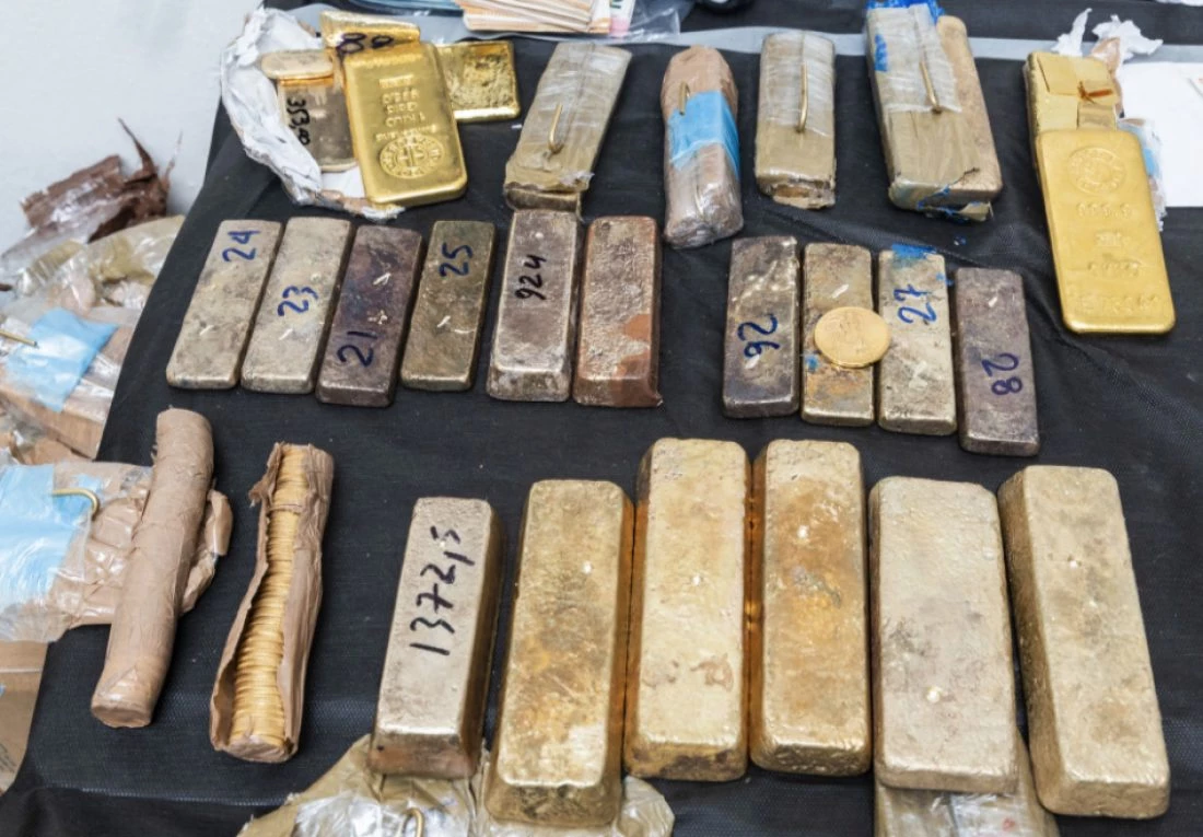 Ραγδαίες εξελίξεις: Προφυλακιστέα και η φερόμενη ως υπαρχηγός στο κύκλωμα λαθρεμπορίας χρυσού